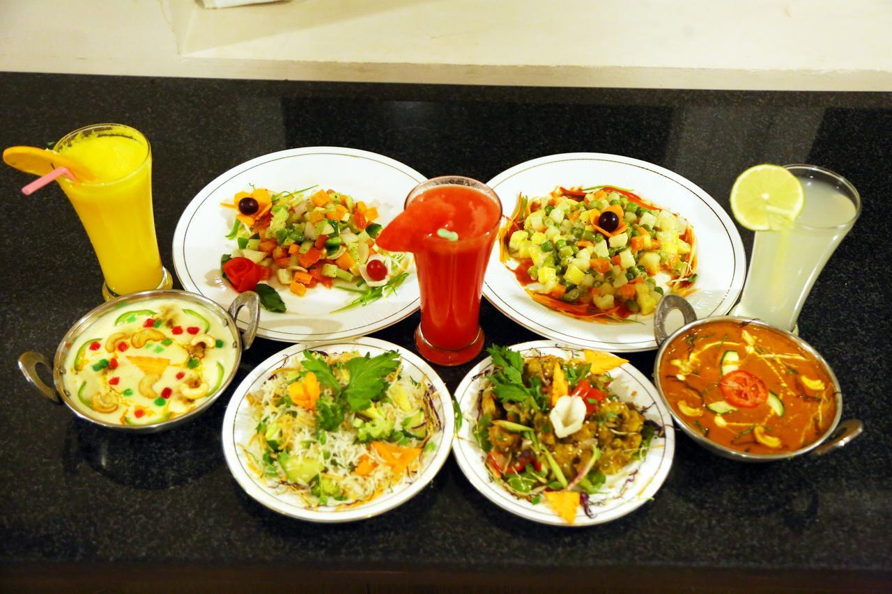 Athena Hotel Tiruvannamalai Bagian luar foto