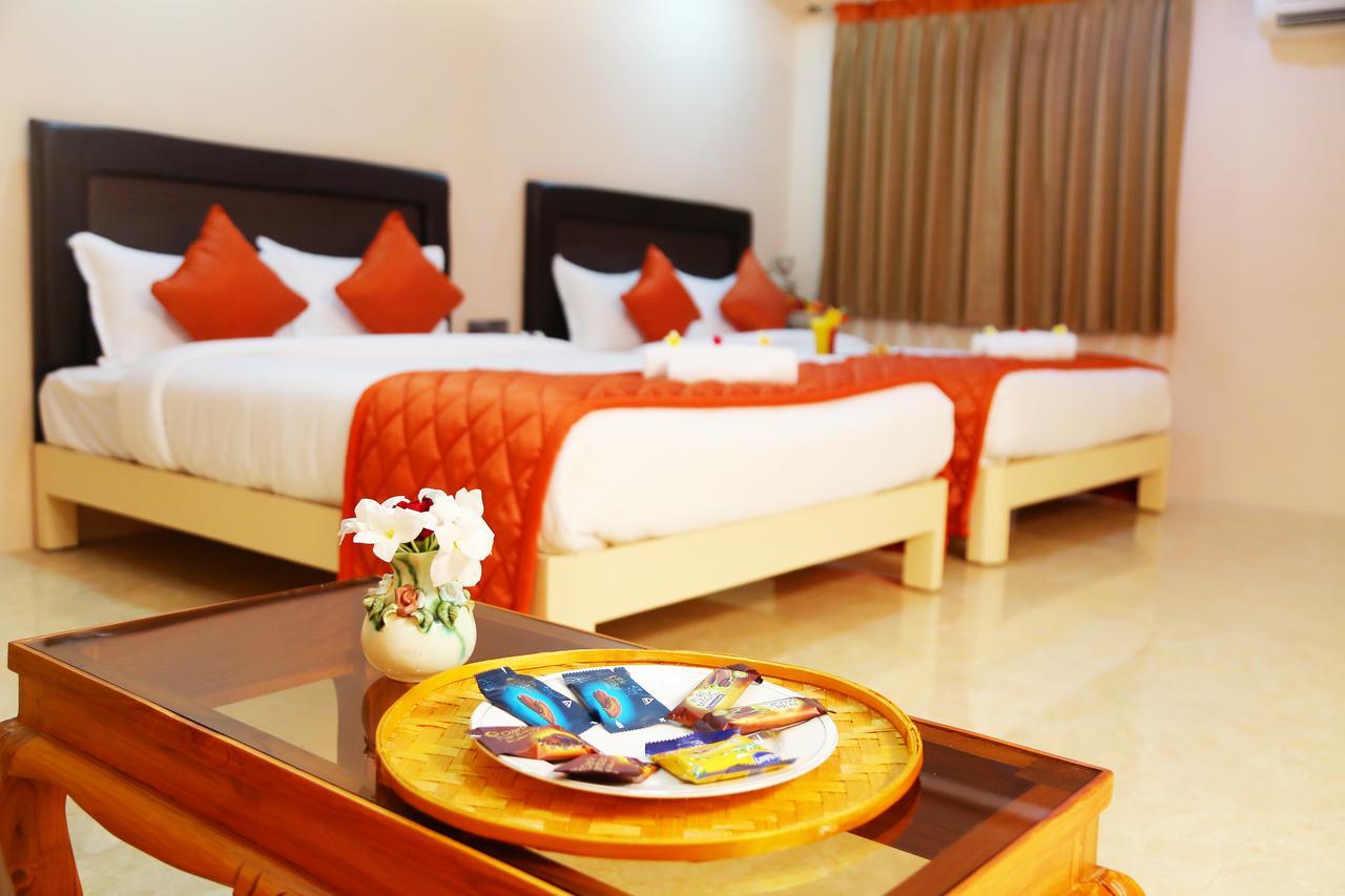 Athena Hotel Tiruvannamalai Bagian luar foto