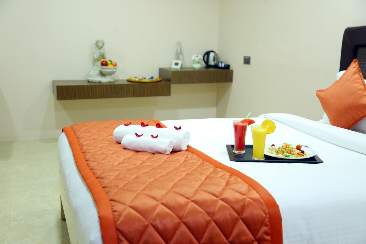 Athena Hotel Tiruvannamalai Bagian luar foto